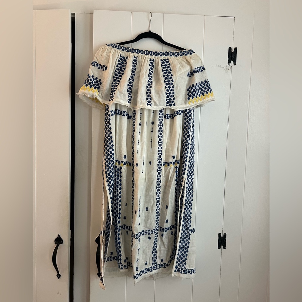 Free People strapless linen coverup. Lined. Slit up the thigh.